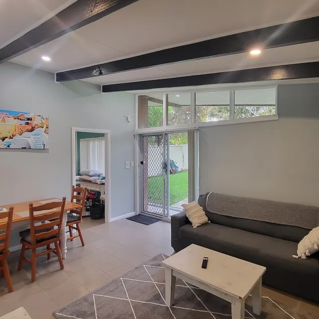 Cosy 1 Bedroom Cottage Fully Renovated - Image 1