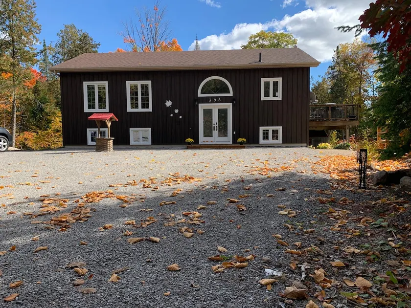 White Maple Cottage - Image 1