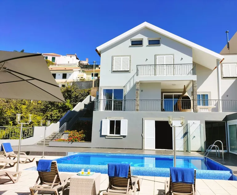 Villa Fanny, beautiful house with pool. - Image 1