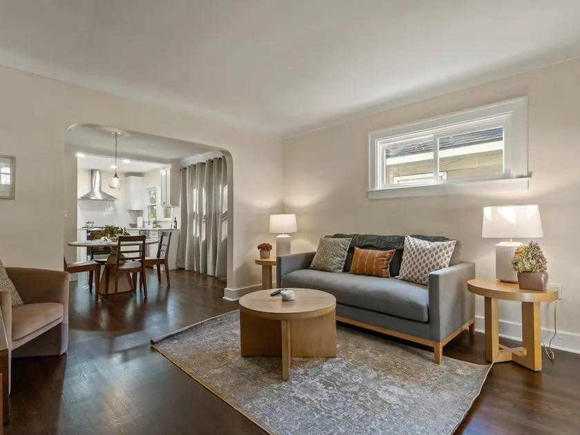 Wonderful Downtown Ferndale Bungalow - Image 1