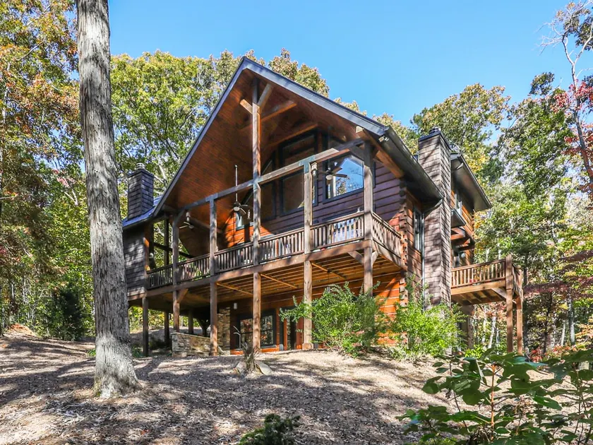 2000 sf lux cabin on 4 acres w/2 streams and pond - Image 1
