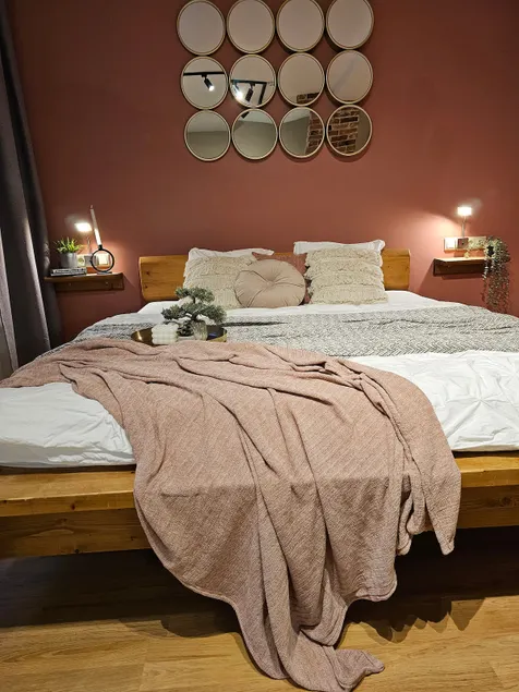 Blacksmith Residence Studio Apartment - Image 1