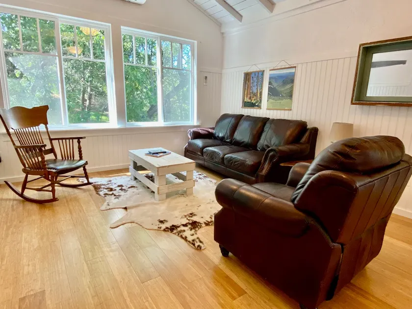 Orchard Cottage in convenient countryside location - Image 1