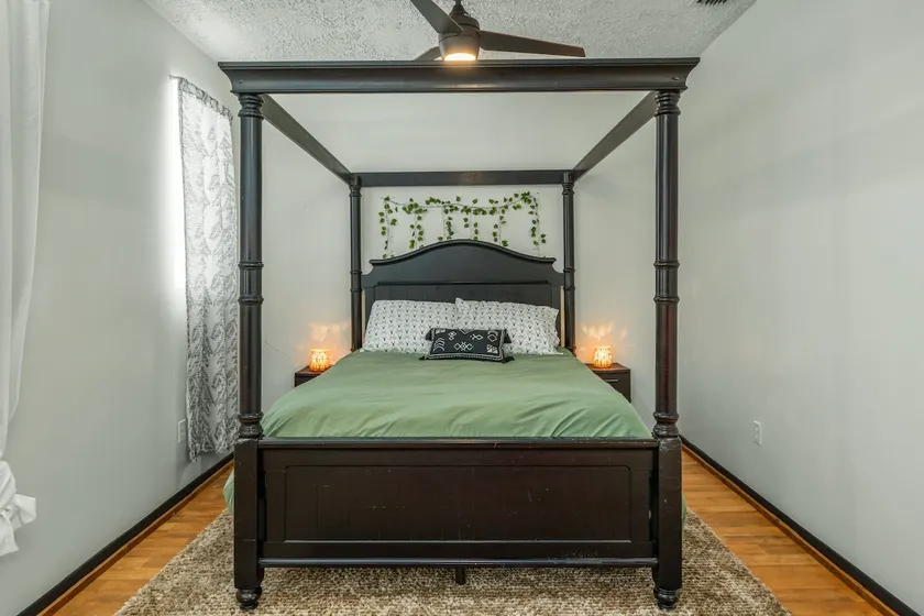 Circle Overlook-Downtown Apartment Stay - Image 1