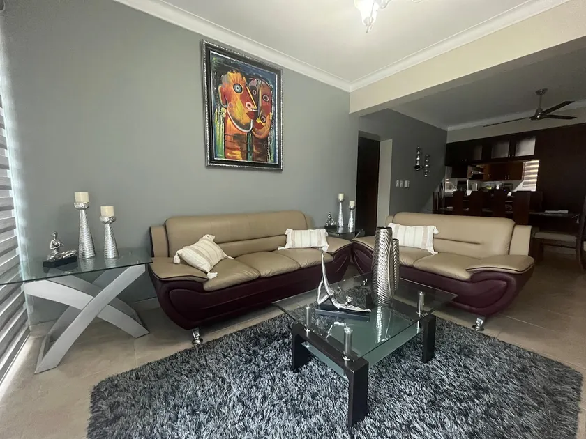Comfortable, cool, and safe apartment in Santiago. - Image 1