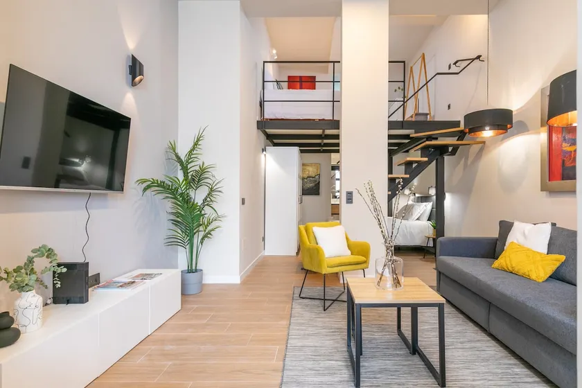 Beautiful duplex in front of Vista Alegre Palace - Image 1