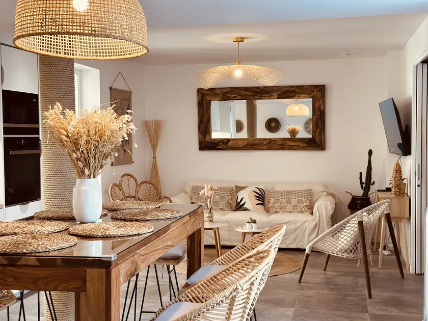 Loft Menorca & Spa 5* in the heart of Nancy - Image 1