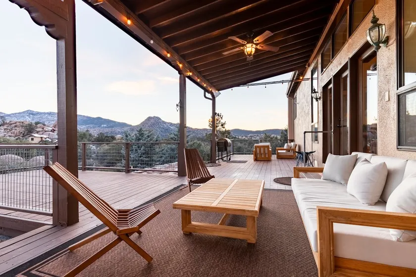 Hot Tub | King Bed | Serenity Retreat - Image 1