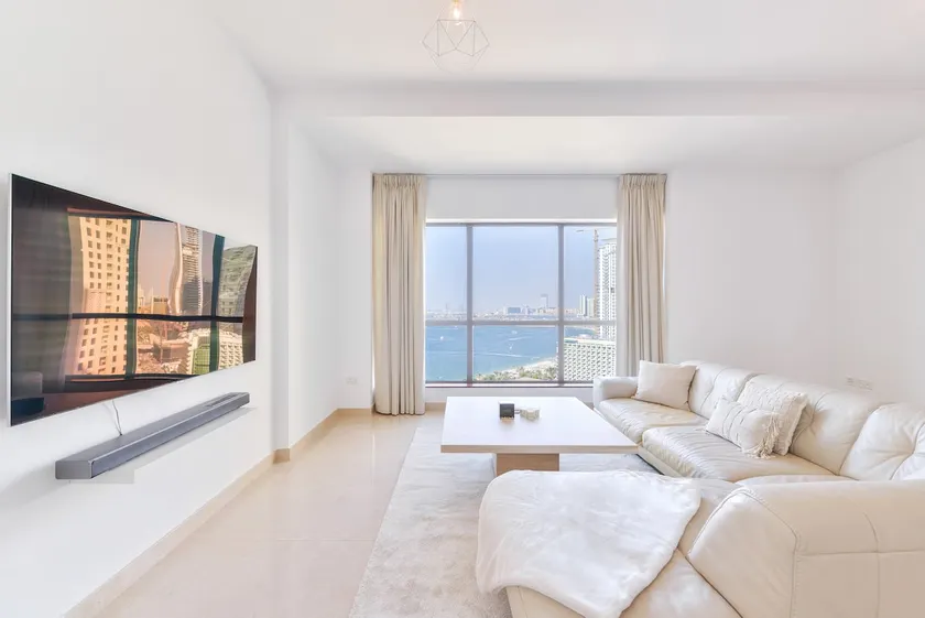 Deluxe Retreat In JBR - Million Dollar View - Balcony - Image 1