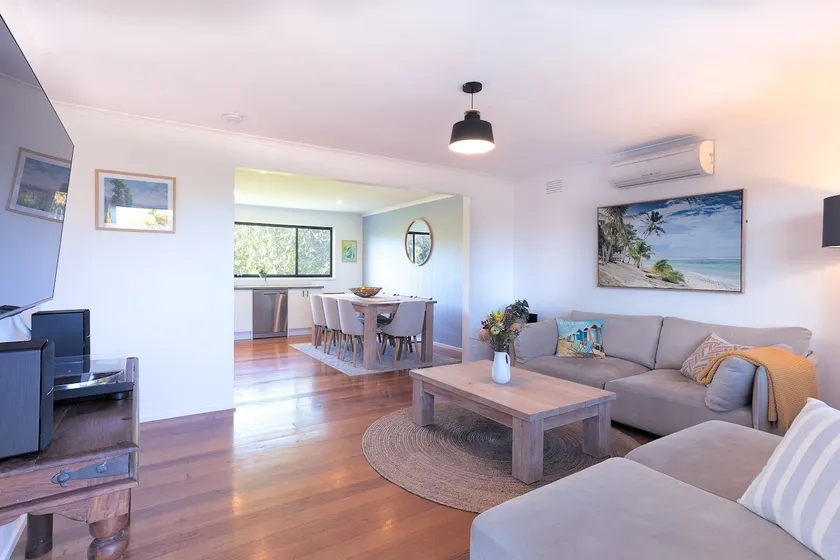Rosebud Garden Cottage - Image 1