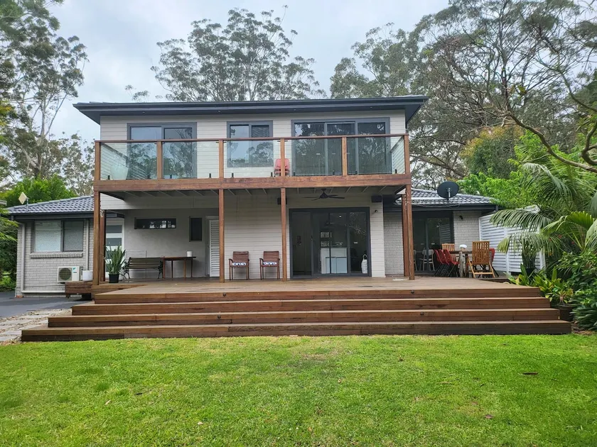 Jervis Bay Waters Edge Retreat-access deep water - Image 1