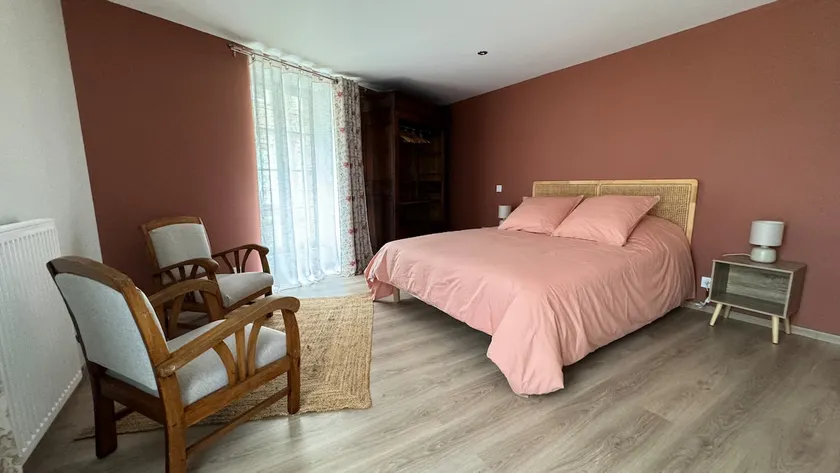 Cottage with parking ”Le Saint Antoine” - Image 1
