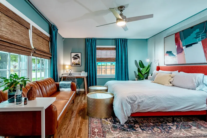 McKenzie Corner- Inspiring Stay- Longer Term Welcome - Image 1
