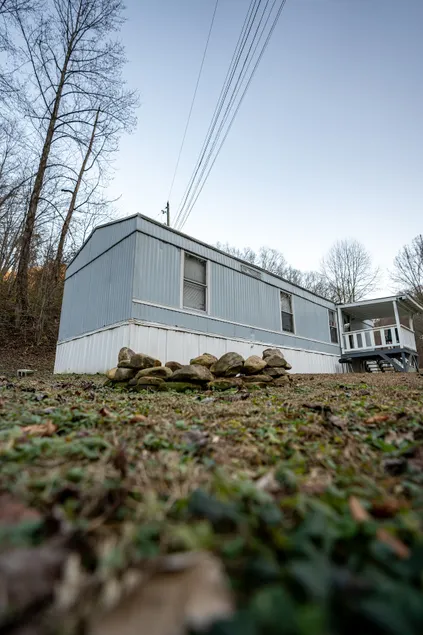 Unit D: 10 Sec Ride to Trail, Sleeps 6! - Image 1