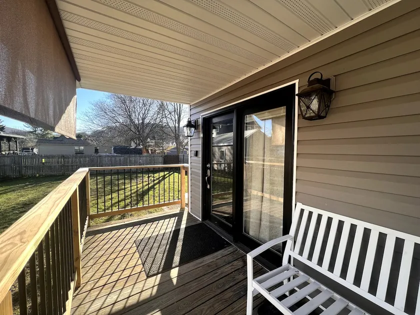 Henley Hideaway - Image 1