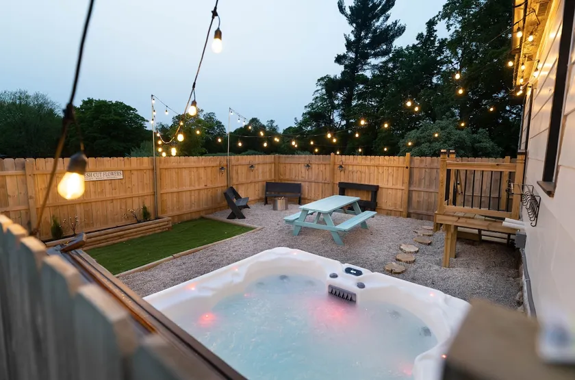 Magical Northern Michigan Cottage with Hot Tub - Image 1