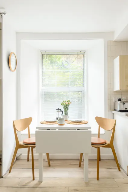 Old Town Studio Apartment - 5mins from Grassmarket - Image 1