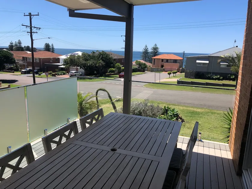 Blue Bay Holiday Home - 280m To Beach - Image 1