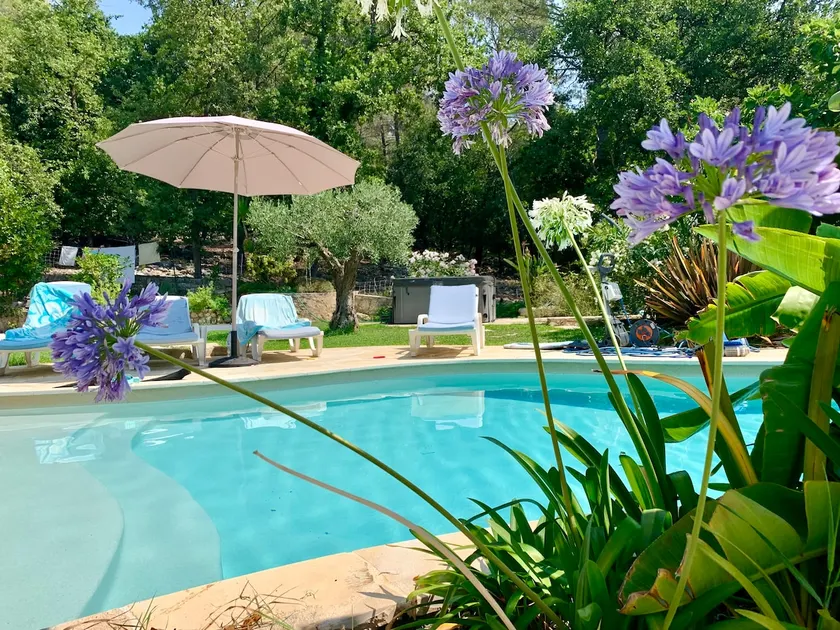 Charmantes Anwesen: 28 °C Pool, SPA, Ideale Familien - Image 1