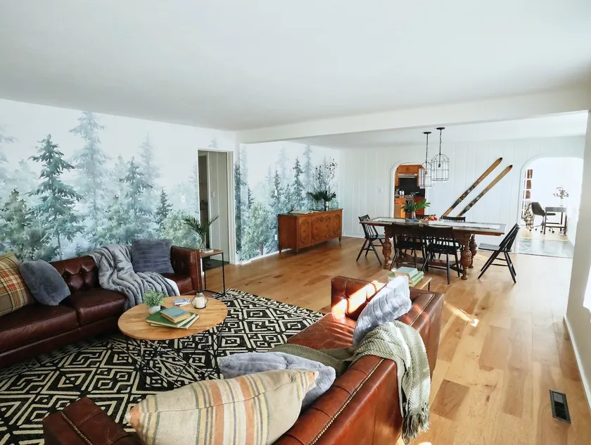 Charming 5 BR ski town home near shops and dining - Image 1