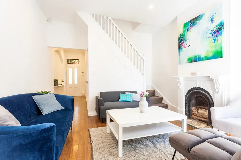 Entire 4 Bedroom Paddington Terrace - Image 1