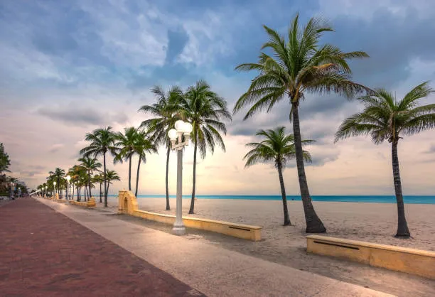 Sleeps 12 · Brand New · 10 Min to Beach · Family - Image 1