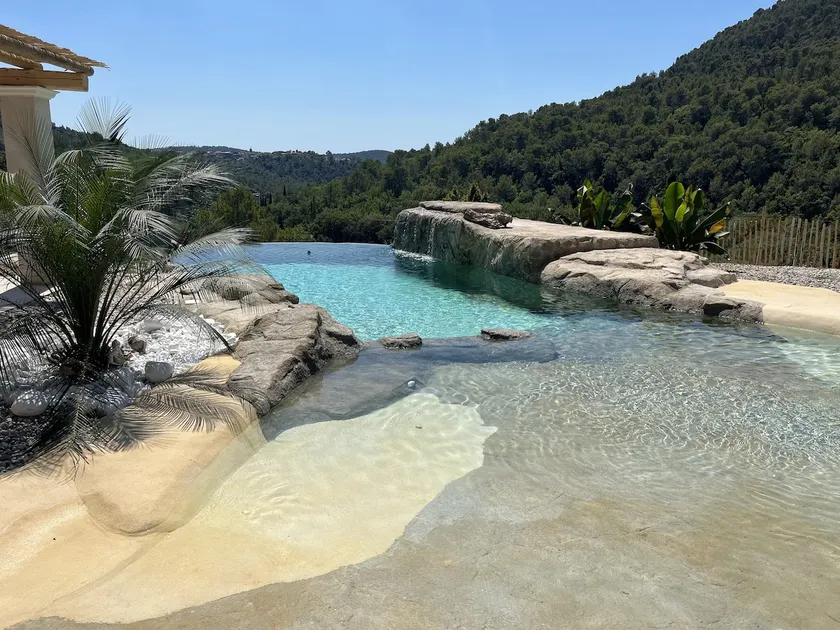 La Calanque, Bargemont - Image 1