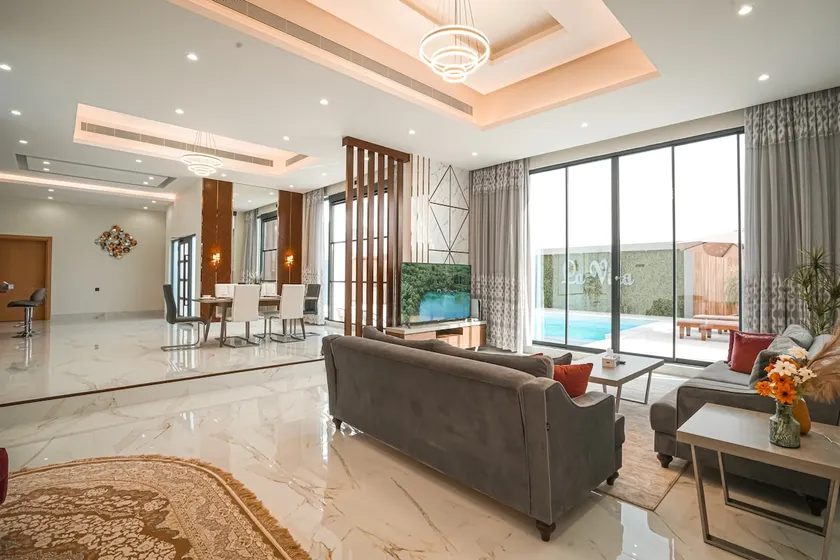 Luxury 2-bedroom villa with private pool - Image 1
