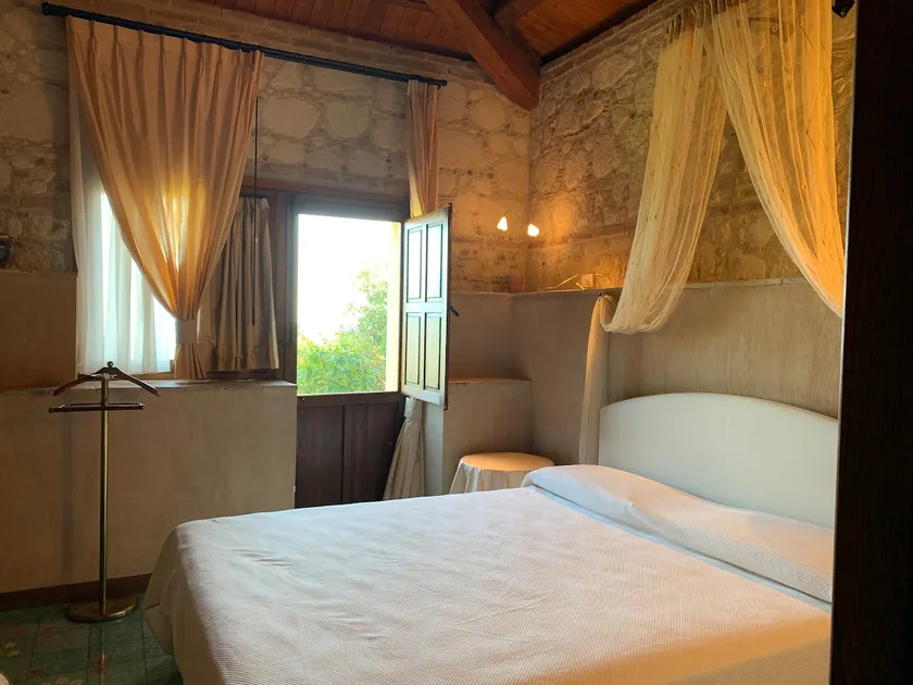 Independent suite in an ancient 17th-century village - Image 1
