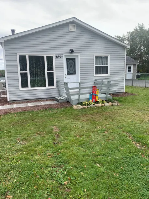 Riverside Retreat - Image 1