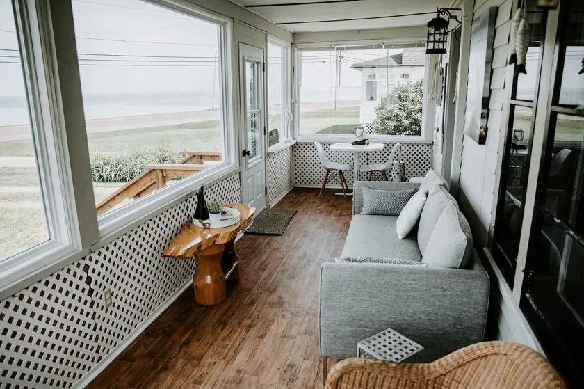 Coastal Private Cottage w/ 6 Beds+ Beachfront View - Image 1