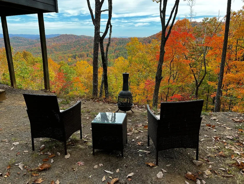 Million Dollar Mountain View at Bear Den studio! - Image 1