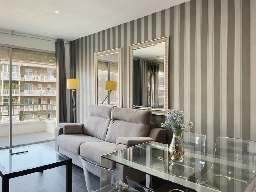 Apartment near Pedralbes Park, Les Corts - Image 1