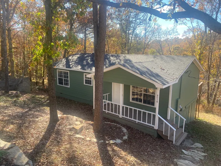 The Jolly Roger- charming & quiet two bedroom home - Image 1