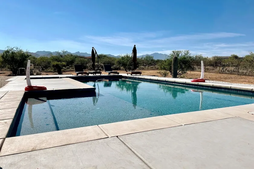 Private Desert Oasis on 4 Acres-Lap Pool & Hot Tub - Image 1