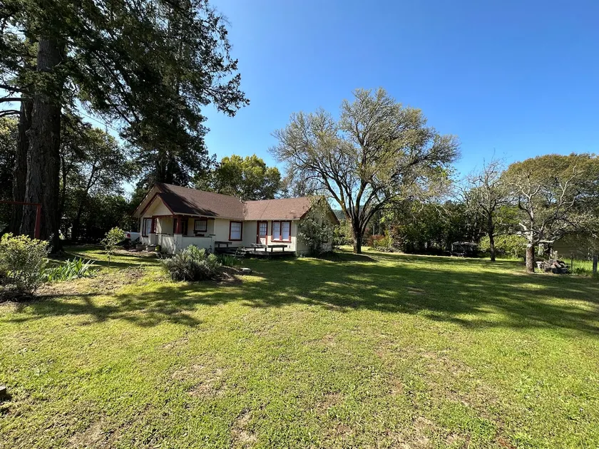 Cozy bungalow - walk to vineyards & restaurants - Image 1