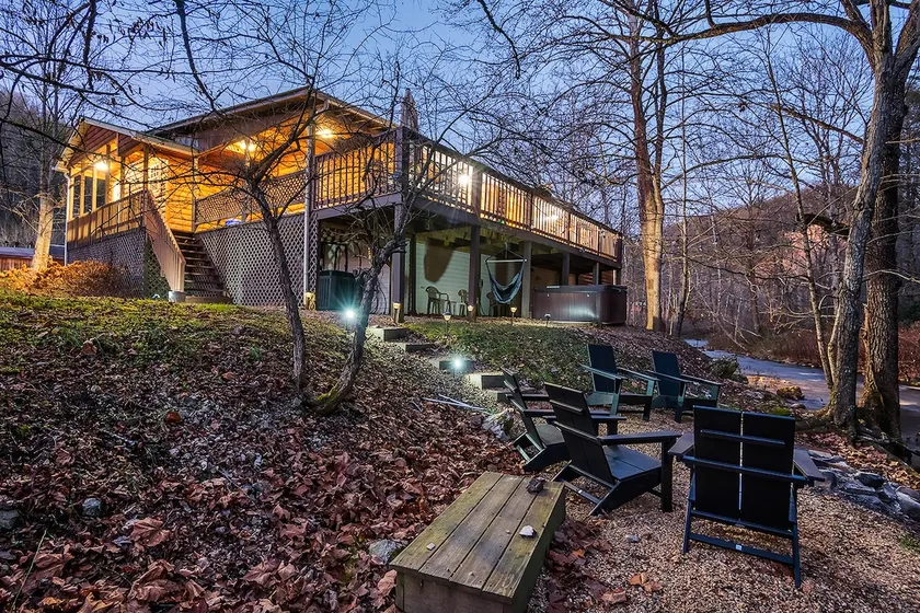 Creekside 4BR w/ Hot Tub + King | Butler, TN - Image 1