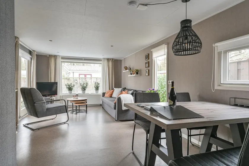 Ruim luxe chalet midden op de veluwe - Image 1
