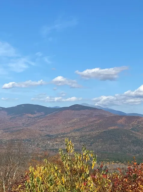 Fun and Sun in the Heart of the White Mountains - Image 1