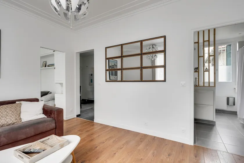 Home sweet home in Paris - Image 1