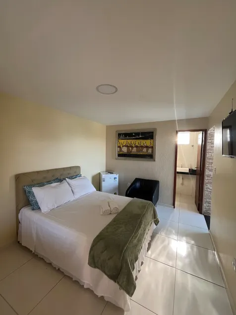 Cozy inn with penthouse and pool - Image 1