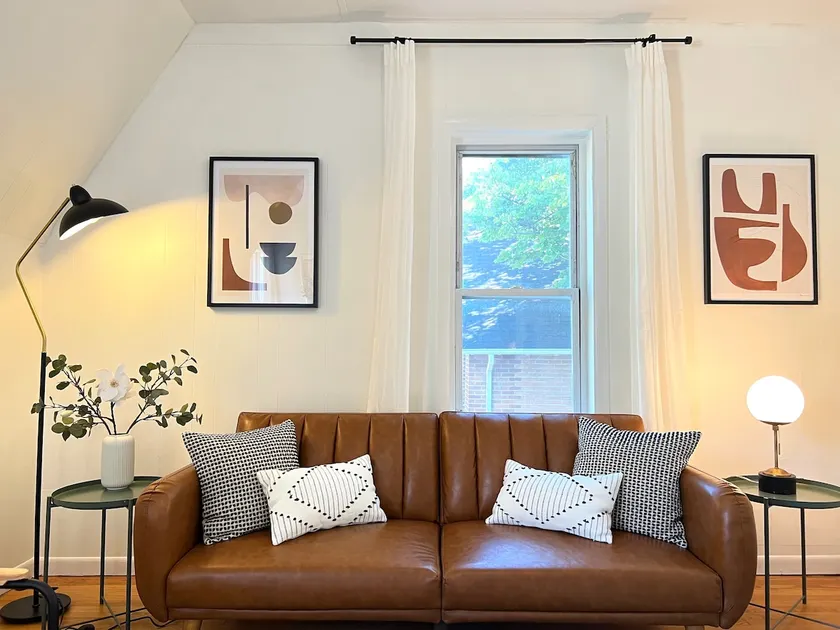 Pearl Street Loft - Image 1