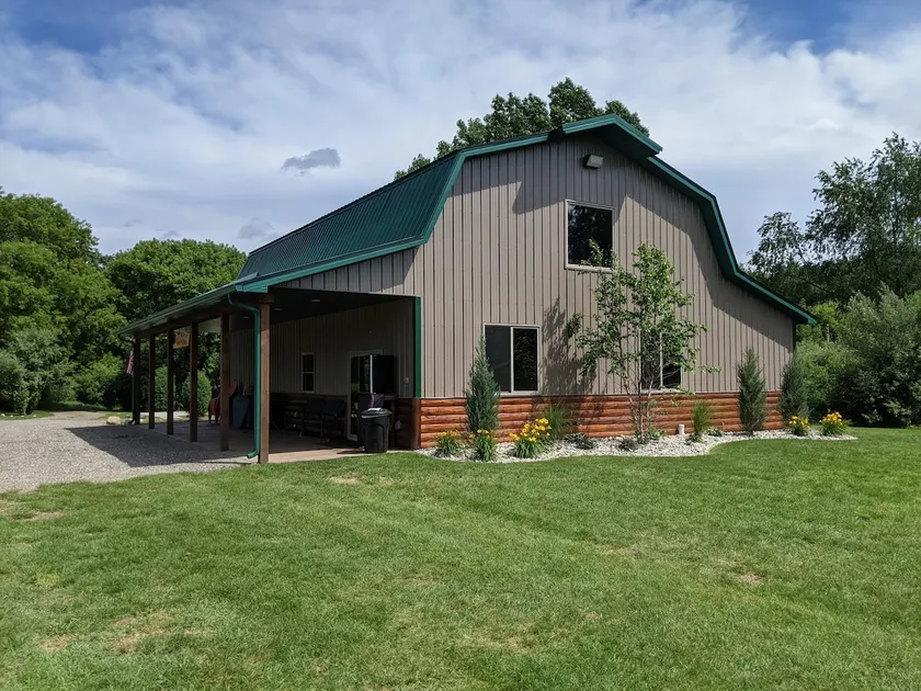 Luxurious 4 bedroom lodge nestled in nature! - Image 1