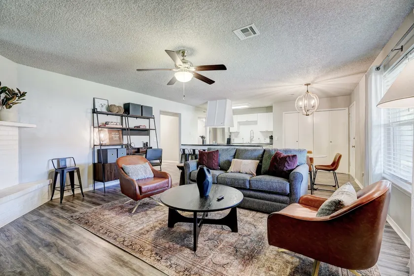 South OKC Getaway Just a Short Drive to Downtown! - Image 1