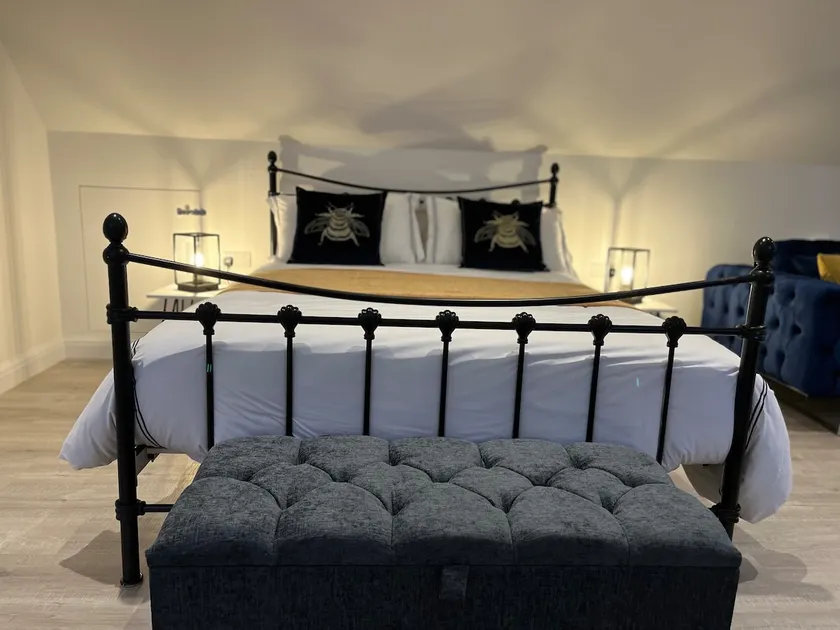 Loft apartment - Image 1