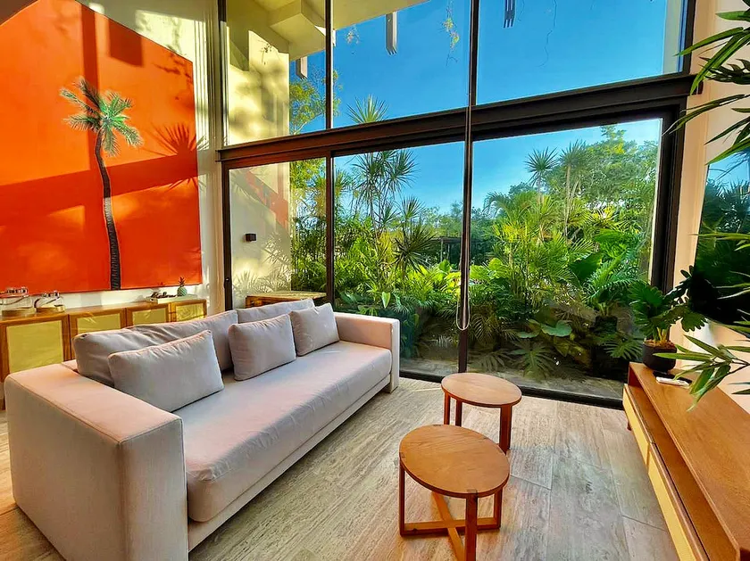 Art Deluxe Loft | Pools, Gym, Roof, Fast Wifi - Image 1