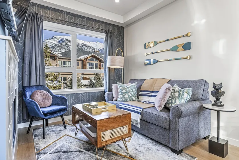 2BR Townhome w/ Mountain View | 3min f/ DT Canmore - Image 1