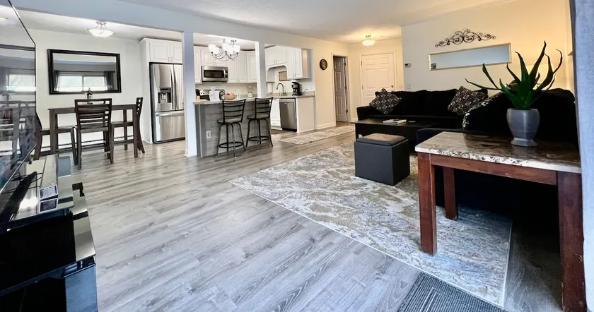 The Ultimate 907 Cozy Home - Image 1