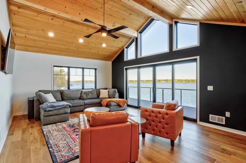 Brand new luxury lakefront home on Cayuga Lake! - Image 1