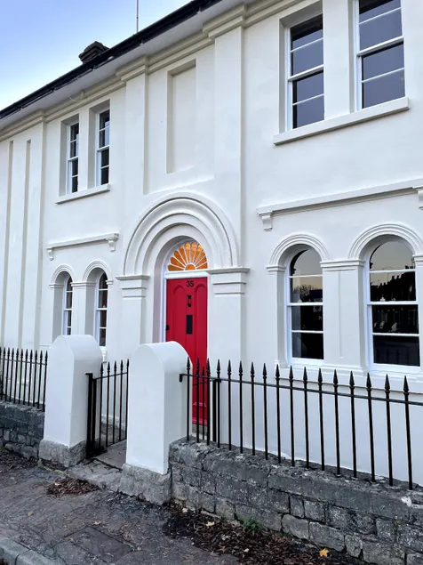 2 Bedroom Georgian Home - Image 1